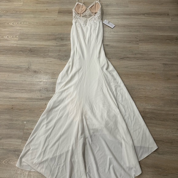 New AZAZIE SAFFRON Diamond White Champagne Mermaid Sweetheart Sequin Crepe Dress - Picture 10 of 16